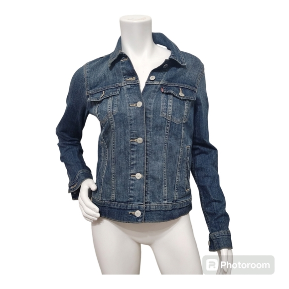 Levi's Jackets & Blazers - Levi Strauss Truckers Blue Denim Jacket Size M